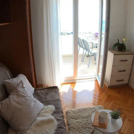 Vanja Ii Tucepi