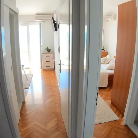 Apartment Vanja Ii Tucepi