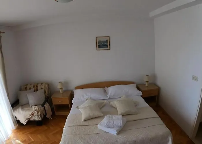 Vanja Ii * Tučepi